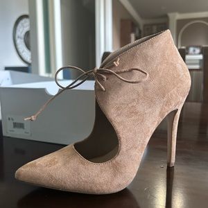 Aldo Eliania Neutral Heel - size 8.5
